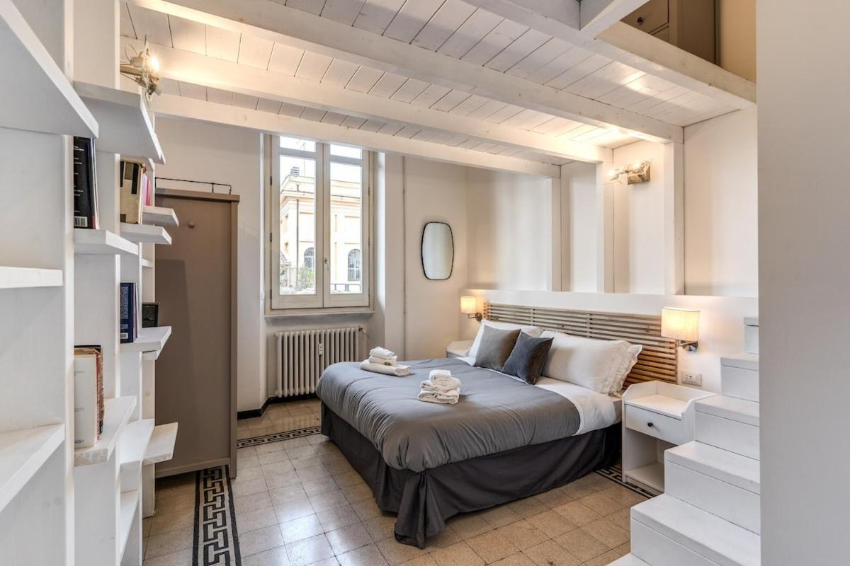 Apartment Napoleone 2 Bedroom Rome